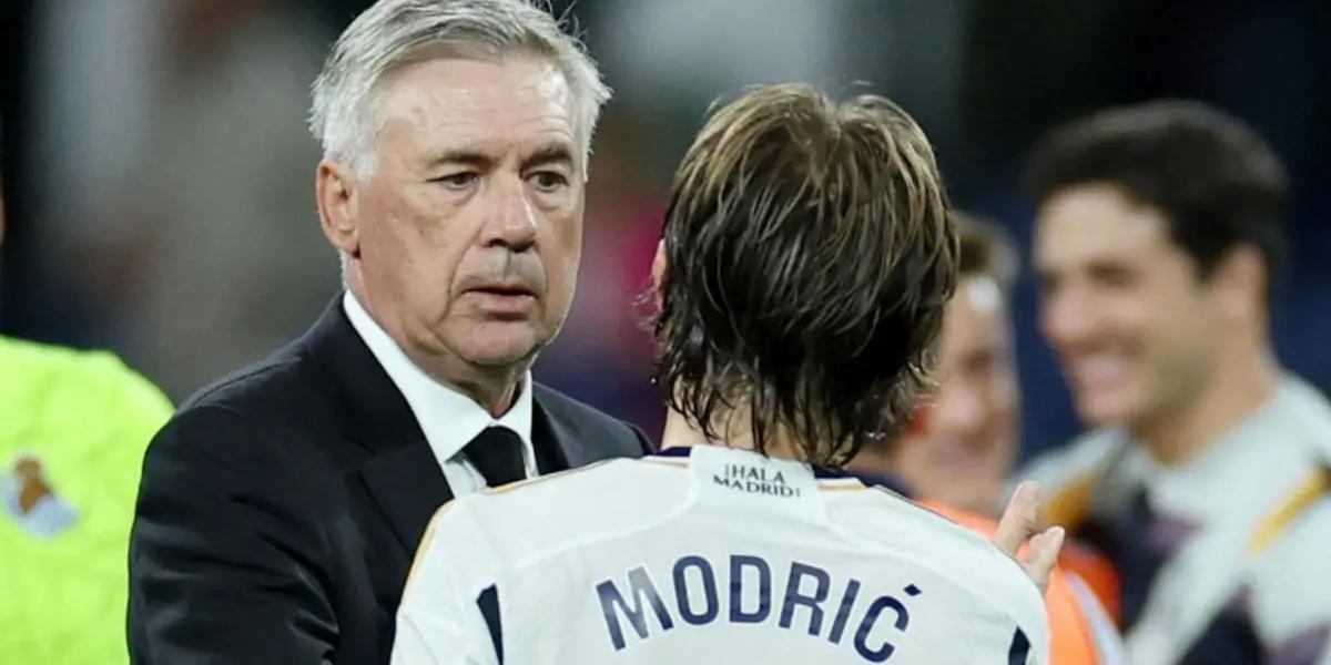 Carlo Ancelotti, entrenador del Real Madrid, y Luka Modric