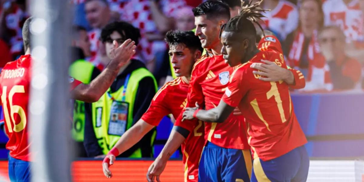 Selección de España celebrando un gol