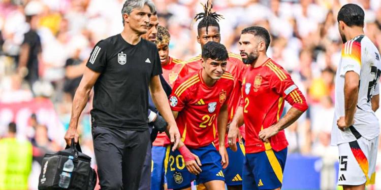 Pedri no podía ni caminar pero así terminó festejando que España eliminó a Alemania