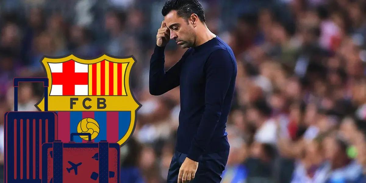 Xavi se lamenta, el escudo del Barça y la maleta en señal de partida.