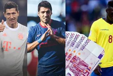 Al quedar en libertad de acción, Felipe Caicedo negocia con el pase en su poder, y pide cifras onerosas, por lo que rechaza a varios clubes. Por otra parte, el uruguayo y el polaco se preparan con todo para llegar a la cita de Qatar a todo.