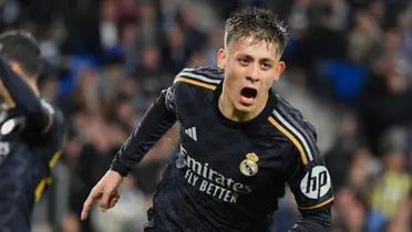 Arda Guler, jugador del Real Madrid, celebrando el gol a la Real Sociedad