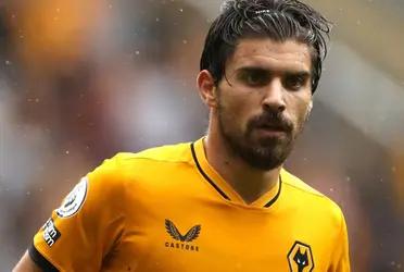 Barcelona está necesitado de reforzar su plantilla de cara a la próxima temporada, Rúben Neves, el jugador portugués del Wolverhampton es uno de los apuntados para reforzar el mediocampo blaugrana.