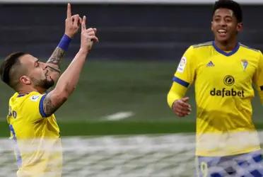 Barcelona perdió uno a cero ante el Cádiz y sigue sin levantar cabeza. El equipo visitante logró salir de la zona de descenso al ganarle al equipo de Xavi.