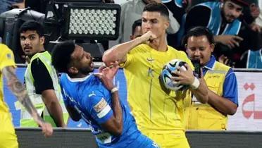 Cristiano Ronaldo agredió a rival de Al-Hilal en la liga de Arabia con el Al-Nassr