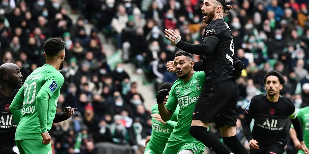 Cuando parecía que su debut alentaba esperanzas de empezar a tomar continuidad en el París Saint-Germain, Sergio Ramos estuvo ausente. Por las informaciones que llegan desde la Ciudad Luz, la molestia de sus compañeros con el exmerengue ya son demasiado evidentes.