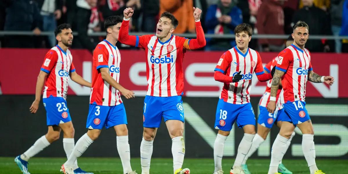 El conjunto de Michel logró quedarse con los tres puntos tras un gol agónico en el tiempo de descuento.