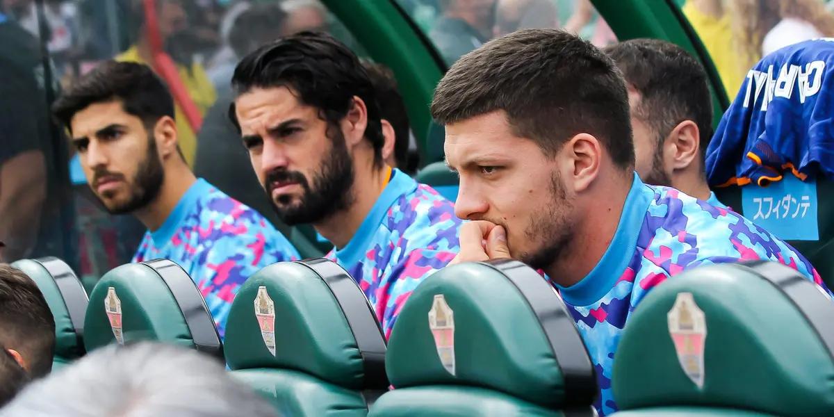 El cuadro merengue ya prepara la limpieza en su plantilla de cara a la próxima temporada, y el caso sobre la salida de Luka Jovic es el que ha generado más revuelo hasta el momento.