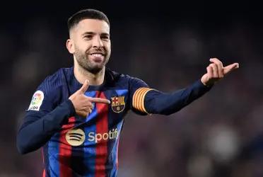 El defensor español no continuará su carrera en el club Blaugrana.