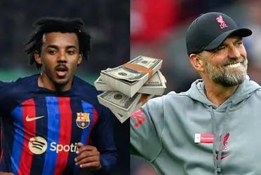 El defensor francés podría salir del Barcelona la próxima temporada.