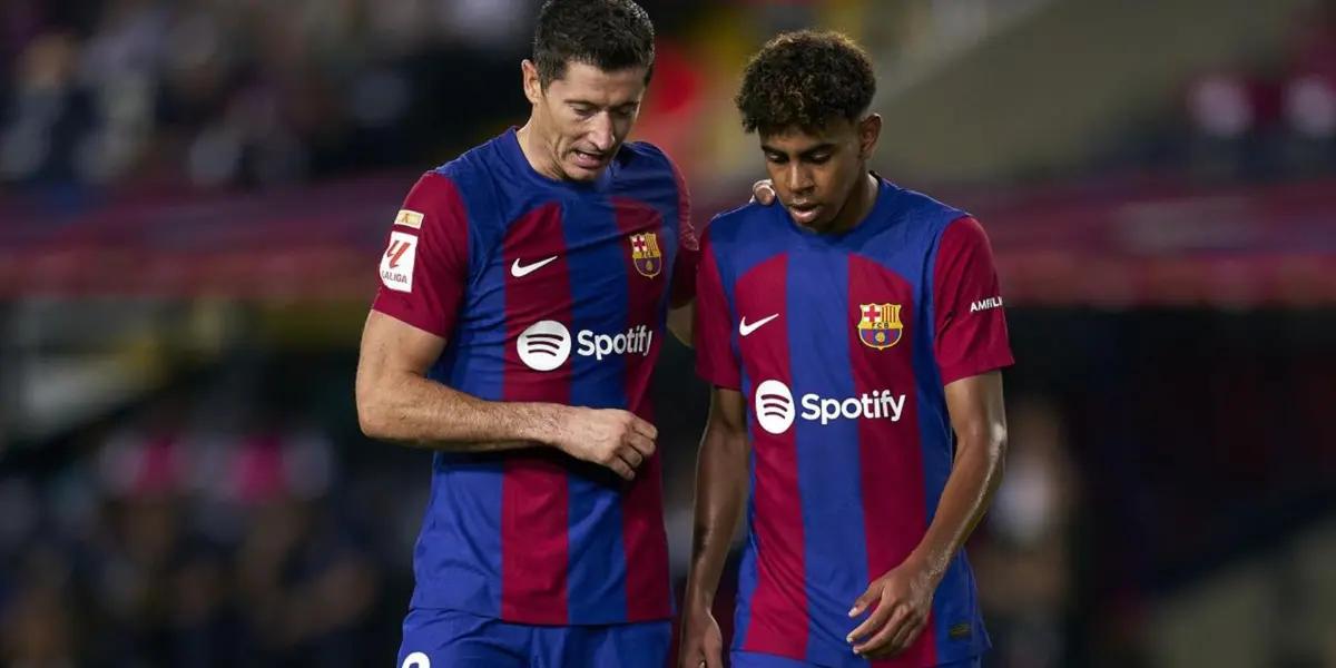 El delantero polaco se sinceró sobre su relación con los jóvenes de la Masía