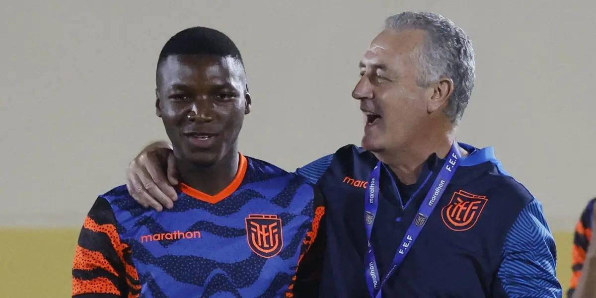 El DT de Ecuador rescató a su figura en rueda de prensa.