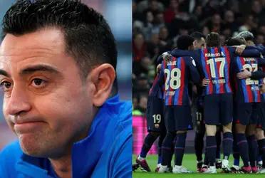 El entrenador español sigue de cerca a sus dirigidos a pesar de la suspensión.