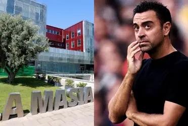 El ex futbolista del Blaugrana tuvo que salirse para poder jugar.