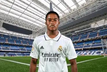 El flamante delantero Blaugrana ya escogió el número que utilizará próximamente, ahora se dio a conocer el que aguarda por el futuro talento del Real Madrid