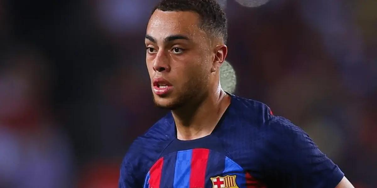 El futbolista estadounidense no está llevando adelante un buen partido.