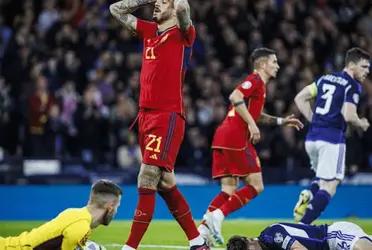 El jugador que está por debajo del nivel en la Selección Española y debe considerar su retiro