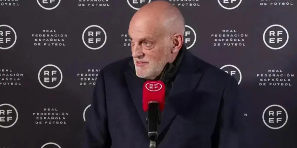 El presidente de La Liga ha aclarado su postura sobre el tema a Ancelotti a través de un tweet