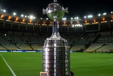 Empezará a rodar la pelota para la fase de grupos del tradicional torneo sudamericano. Palmeiras defiende su título y hay muchos clubes que querrán bajarlo de dicha condición. La acción comienza con seis encuentros