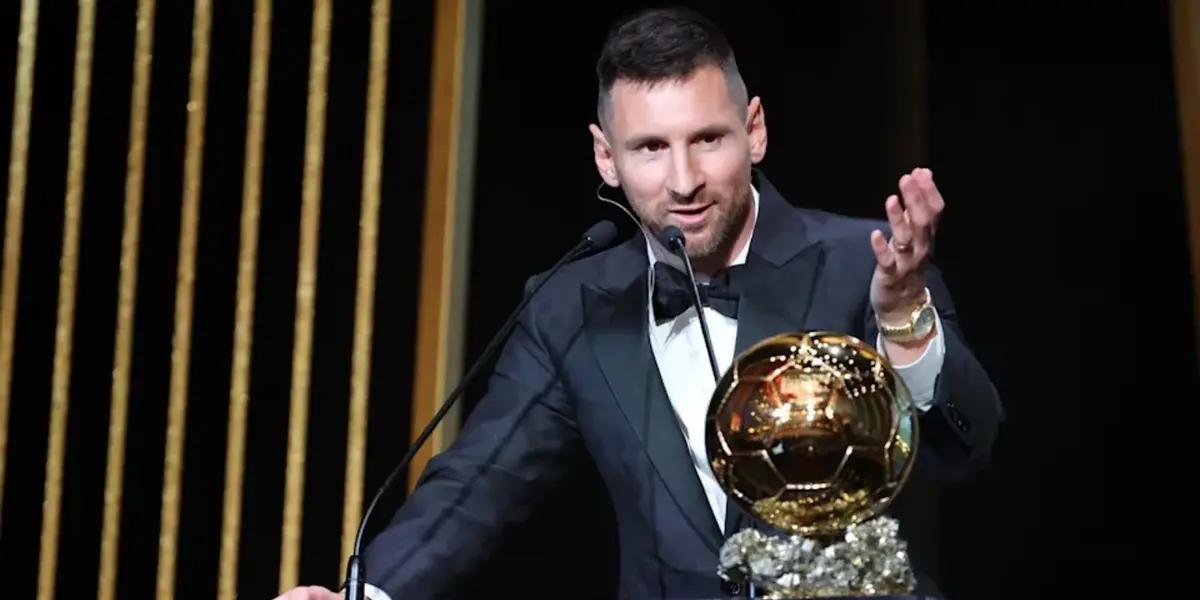 Han dicho muchos que Lionel Messi no tenía que ganar el Balón de Oro, sino Erling Haaland, pero el 10 lo mostró con orgullo