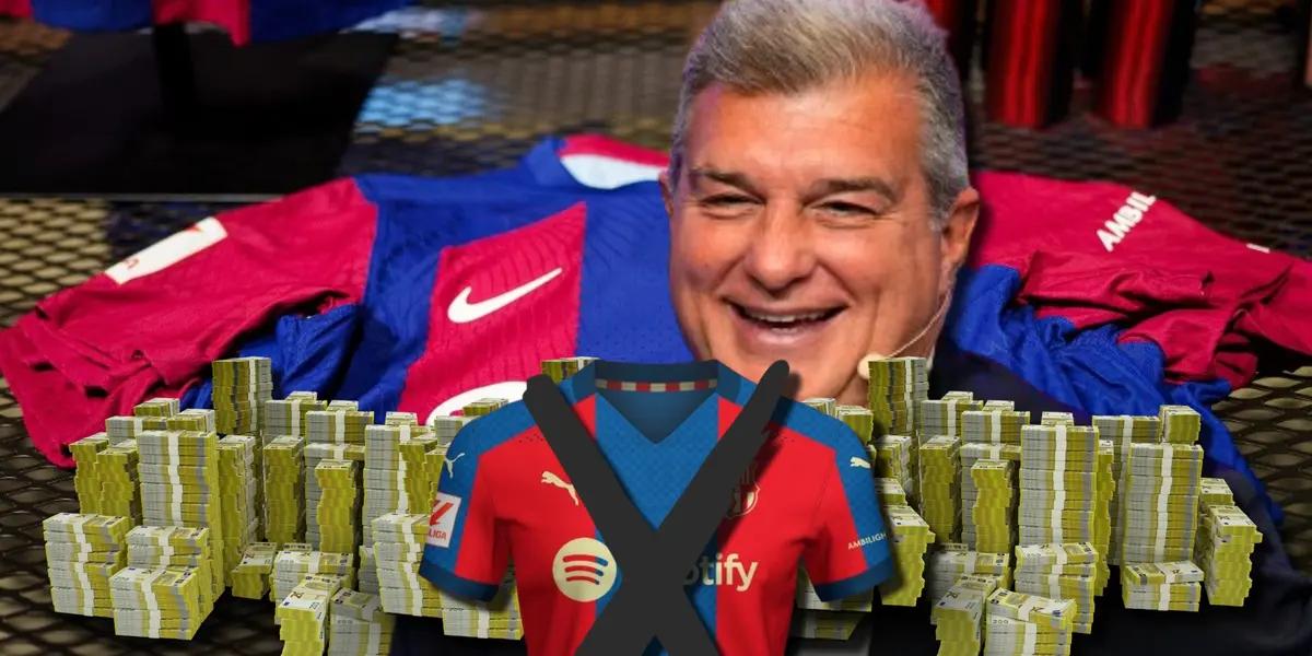 Joan Laporta, presidente del FC Barcelona, y la camiseta Nike del club