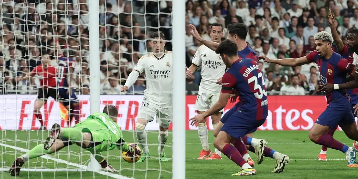 Jugada polémica en el partido de FC Barcelona ante Real Madrid