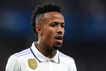 La playera del futbolista brasileño es muy solicitada por los rivales.