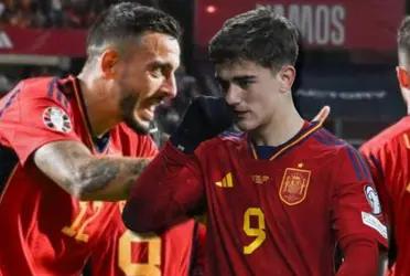 La Selección de España ganó a Escocia por la cuenta de 2 a 0 y compartieron cancha Gavi con Joselu, que son del FC Barcelona y Real Madrid