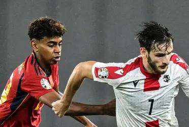 Lamine Yamal se convirtió en el jugador más joven en debutar en España.