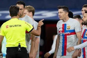 Memphis Depay tendrá que demostrar su valía ante la ausencia de Robert Lewandowski por 3 jornadas de La Liga.