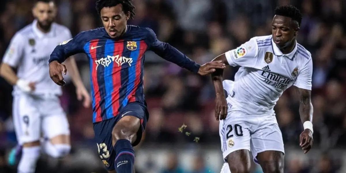 Vinicius estaba amonestado cuando pisó a Jules Koundé en el talón de aquiles, pero el árbitro decidió no expulsarlo