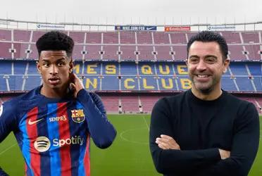 Xavi Hernández prepara un plan B por si Alejandro Balde se marcha rumbo a Inglaterra