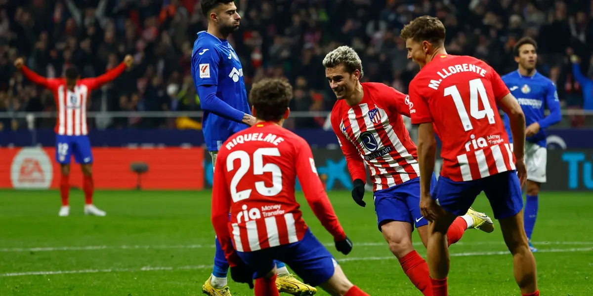 El Atlético de Madrid festejando su gol contra el Getafe en la primera parte de la temporada.